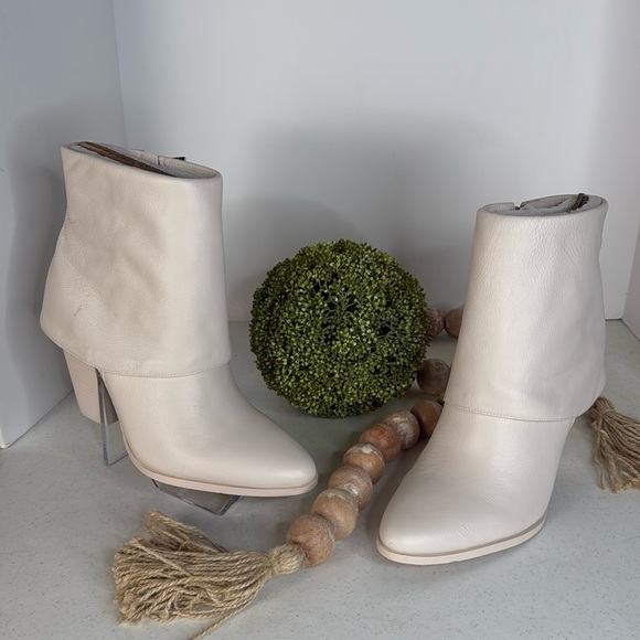 Jessica Simpson Womens Coulton Fold-Over Ankle Boots Sz 11 Color Chalk - Picture 2 of 11